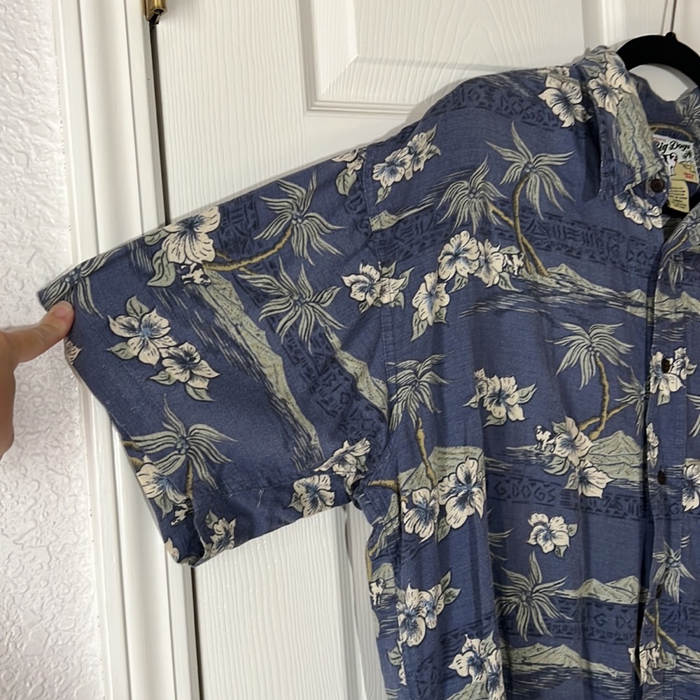 Vintage‎ Big Dogs Hawaiian Shirt Blue Floral Palms Dogs, Size Large - Picture 5 of 11